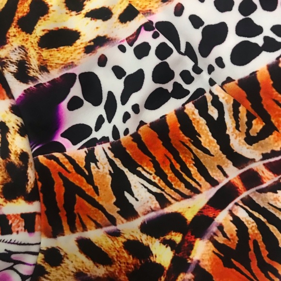 NWT - Animal Instinct Scrunch Bum Hot Pants ๐
โค๏ธ๐
- Picture 4 of 4